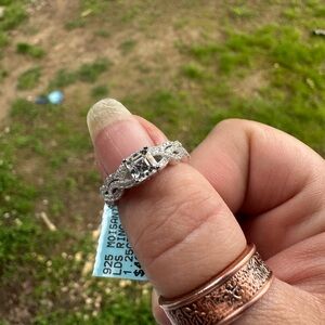 Elegant Silver Wedding Moissanite Ring